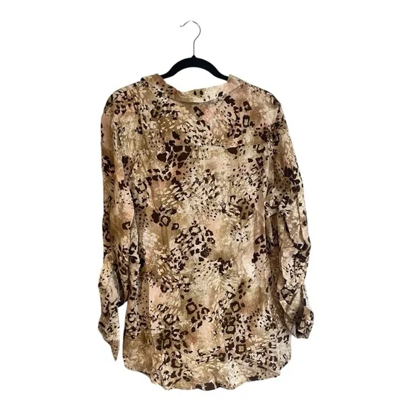 White Stag Leopard Print Women's Button Down Top - Picture 5 of 6